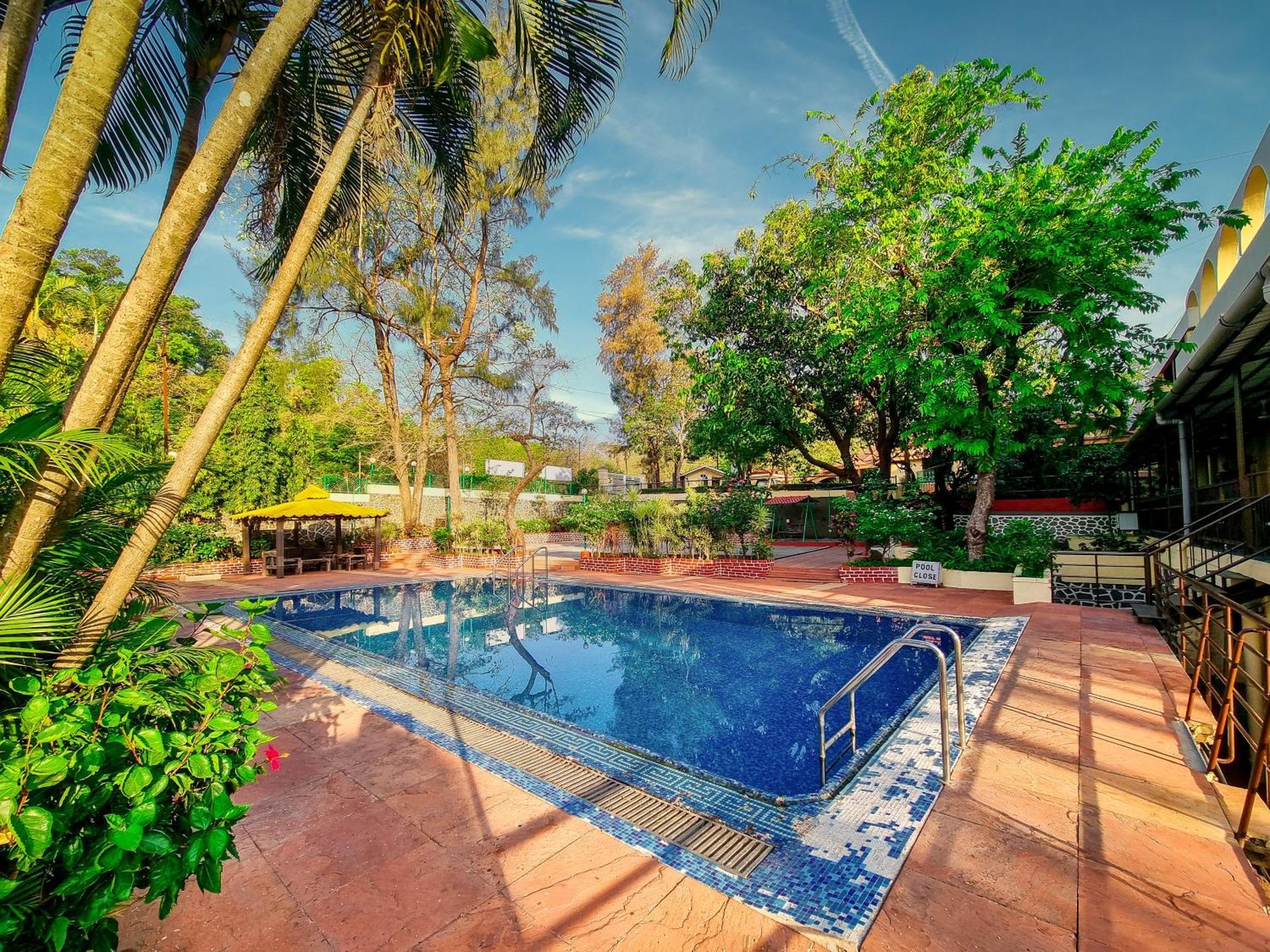 Zaras Resort Khandala Lonavala Exterior foto