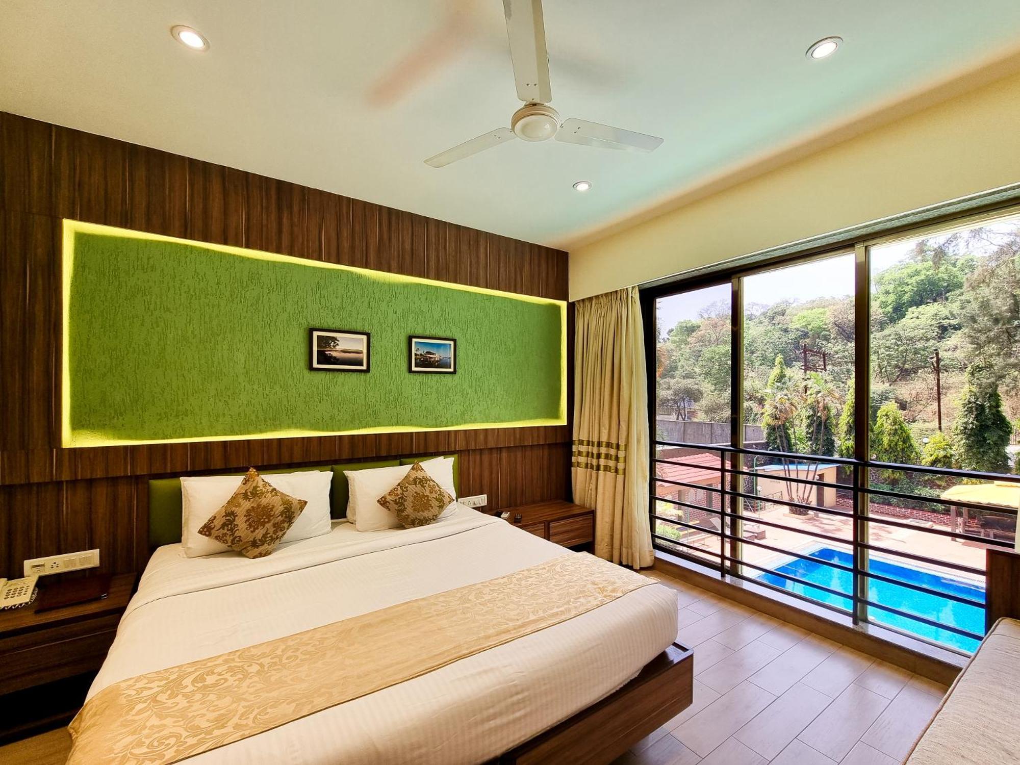 Zaras Resort Khandala Lonavala Exterior foto